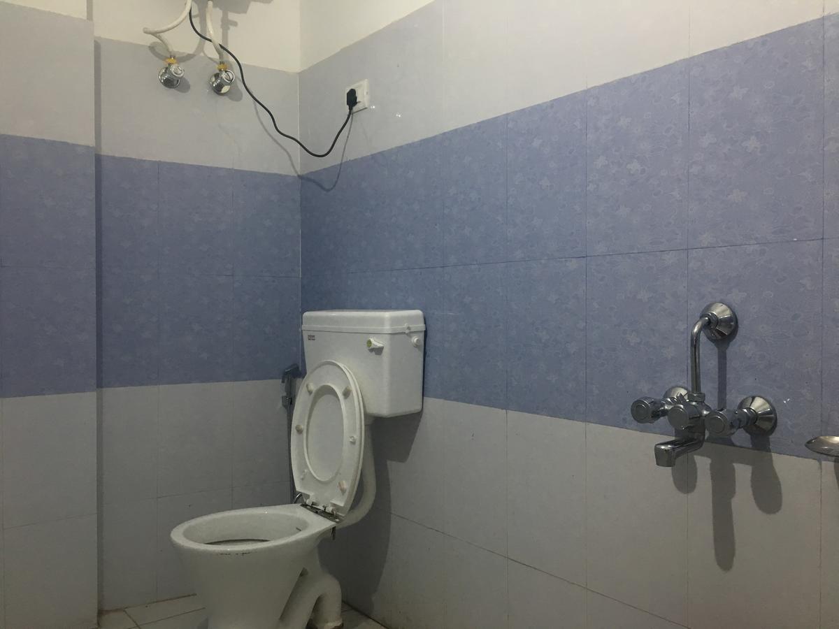 Oyo 12976 Hotel New Fiza Jammu Exterior foto