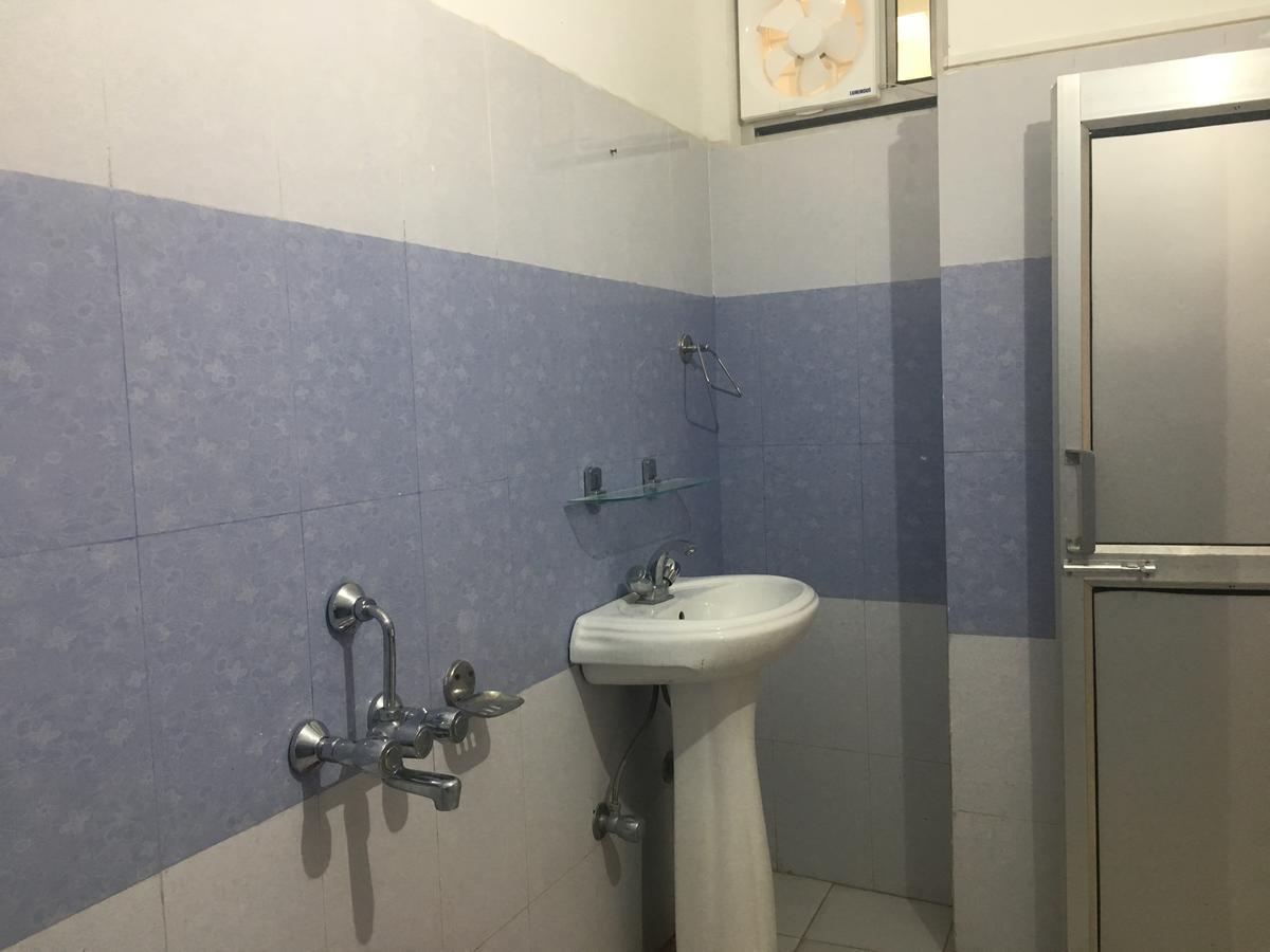 Oyo 12976 Hotel New Fiza Jammu Exterior foto